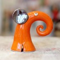 caramiczny pomarańczowy  słoń z zawiniętą trąbą.jpg