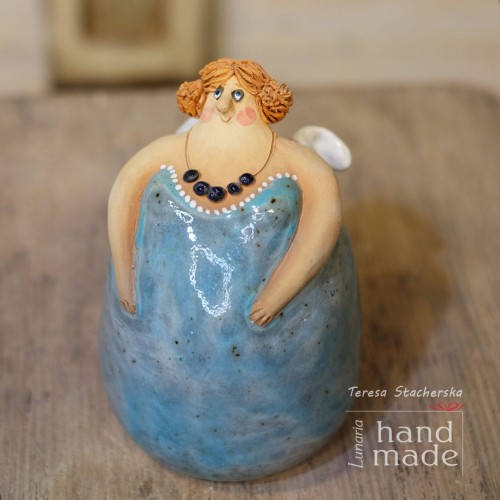 Gliniana kobieta anioł.jpg