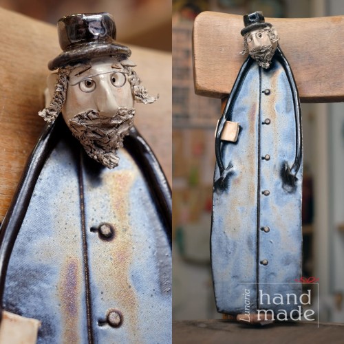 zyd-z-ksiazka-recznie-robiony