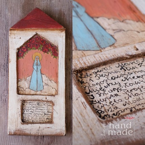 kapliczka-drewniana-z-modlitwa