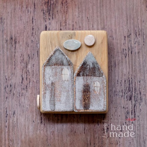 ceramiczne-domki-na-desce-handmade