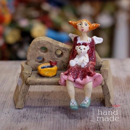 dziewczynka-z-misiem-handmade